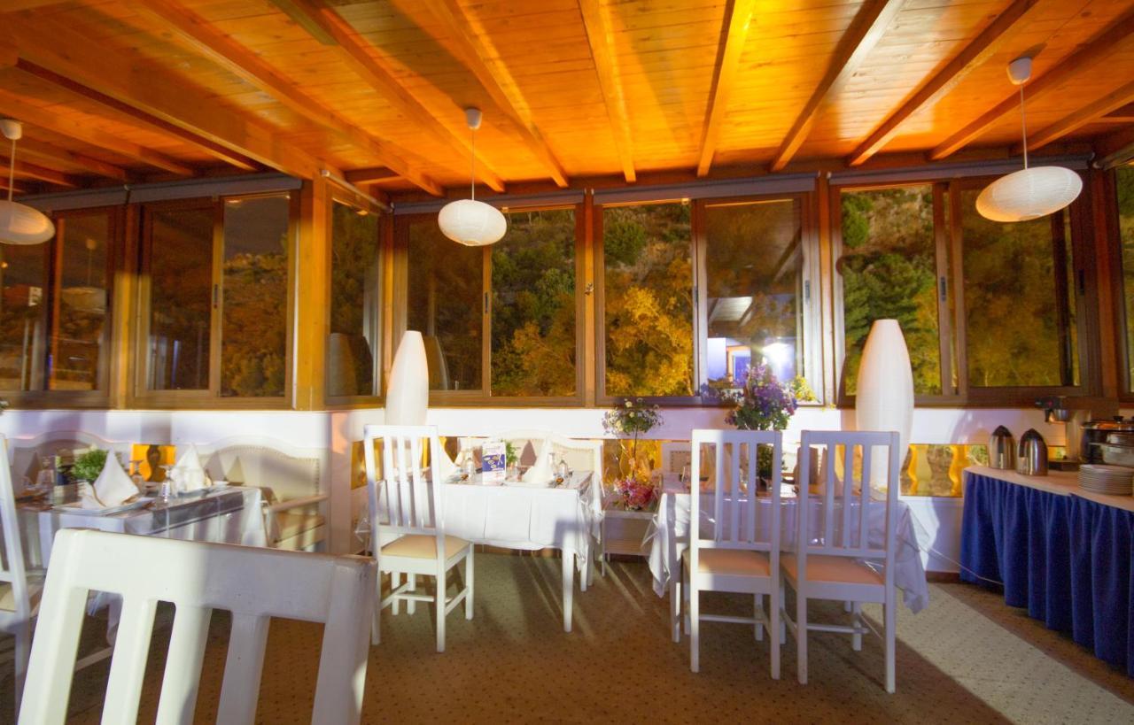 Hotel Tarek Chefchaouen Bagian luar foto