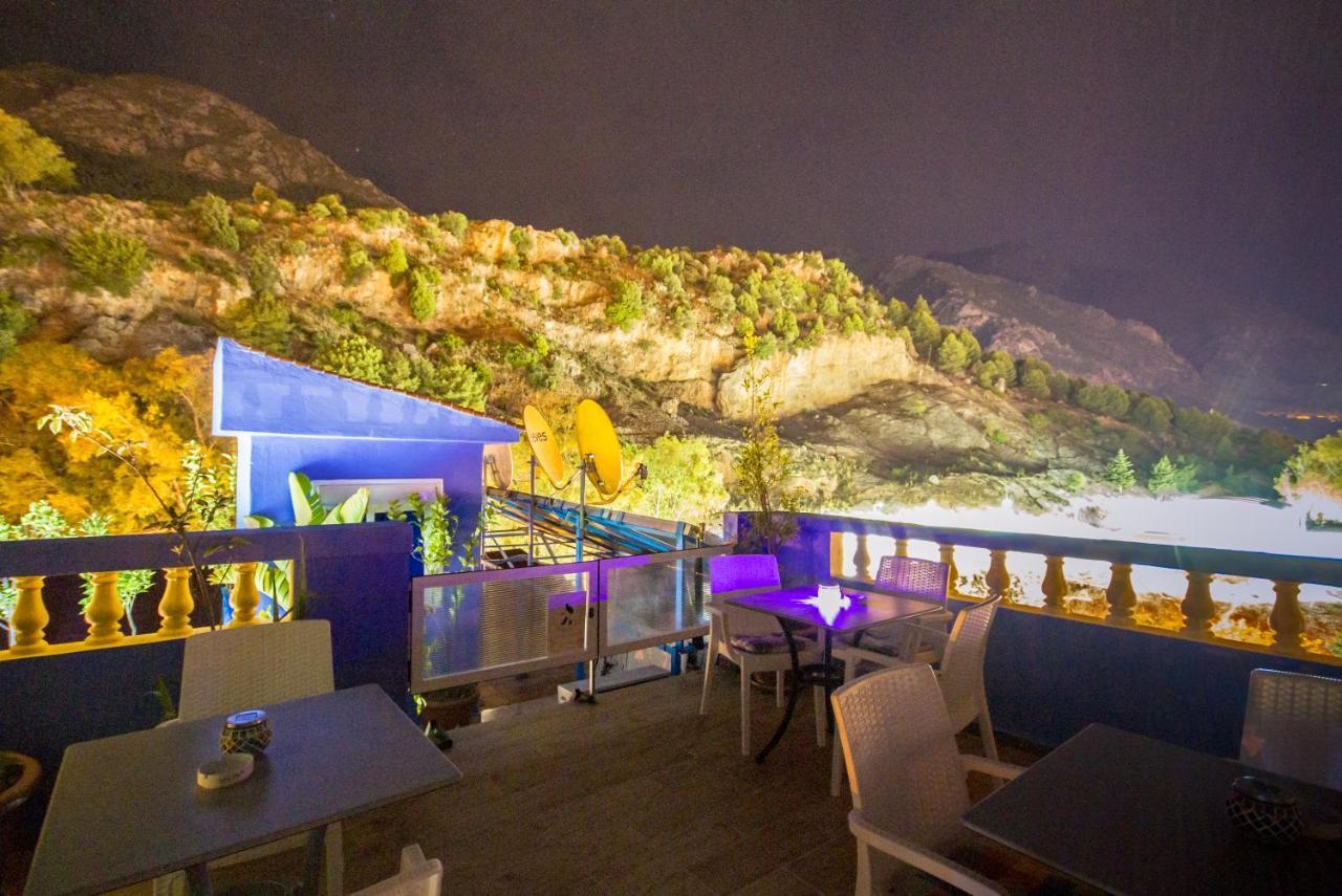 Hotel Tarek Chefchaouen Bagian luar foto