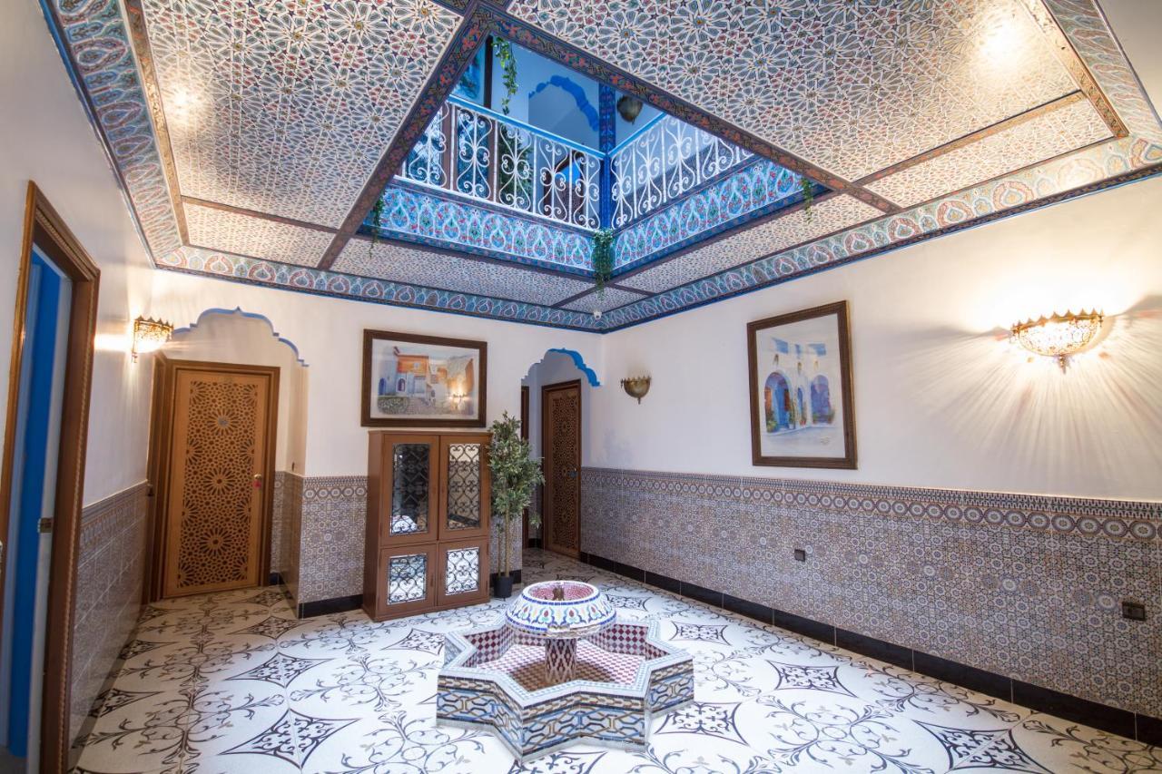 Hotel Tarek Chefchaouen Bagian luar foto