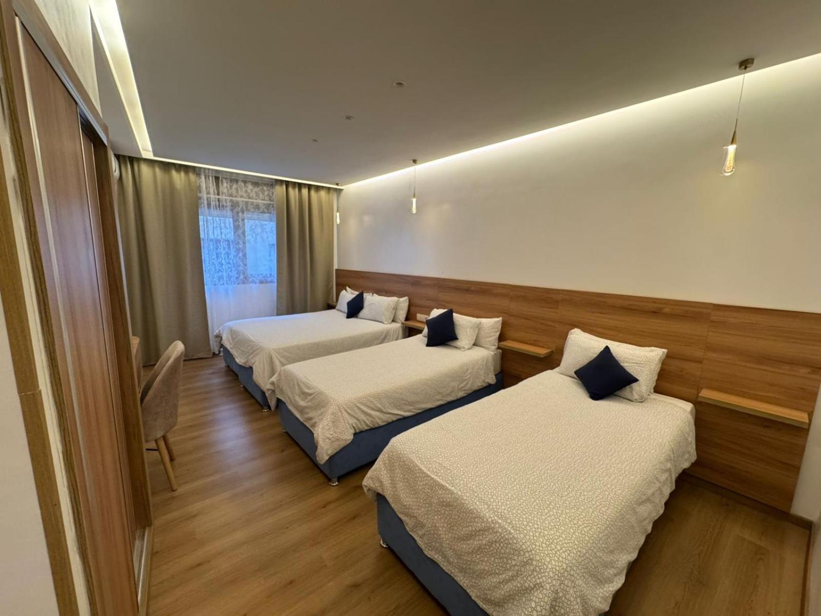 Hotel Tarek Chefchaouen Bagian luar foto