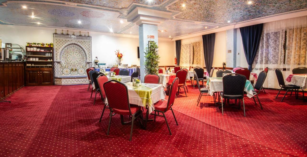 Hotel Tarek Chefchaouen Bagian luar foto