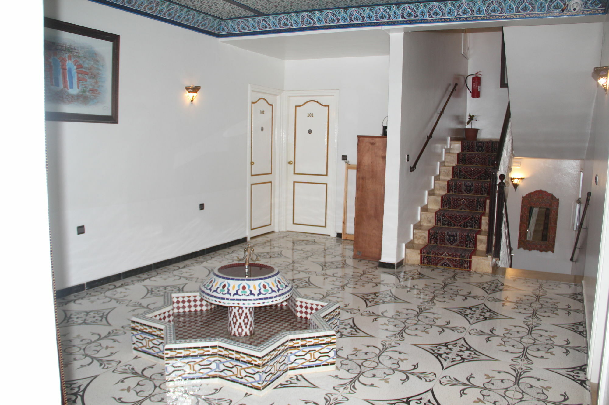Hotel Tarek Chefchaouen Bagian luar foto
