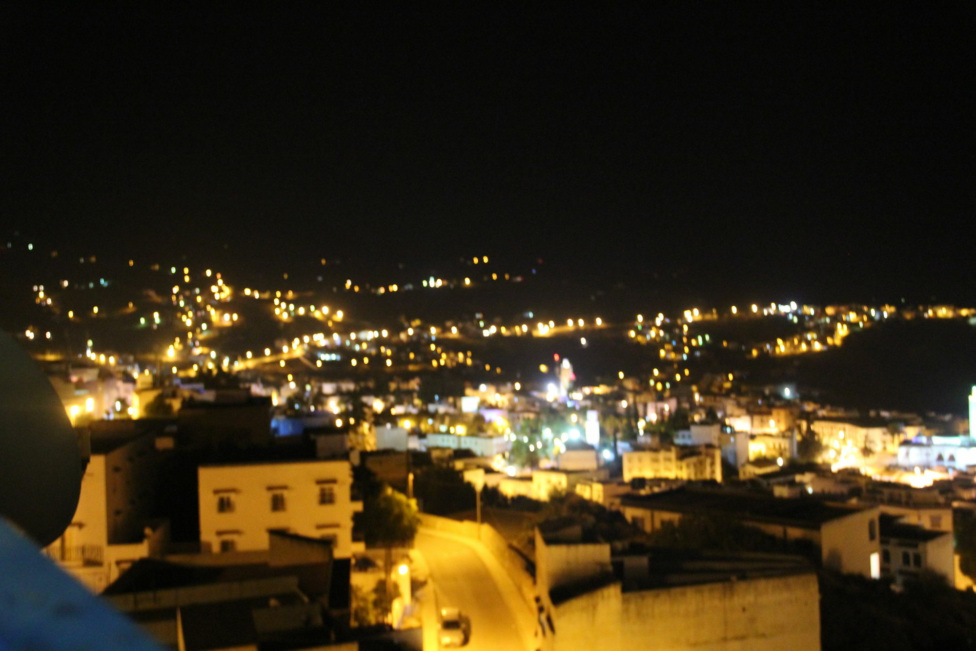 Hotel Tarek Chefchaouen Bagian luar foto