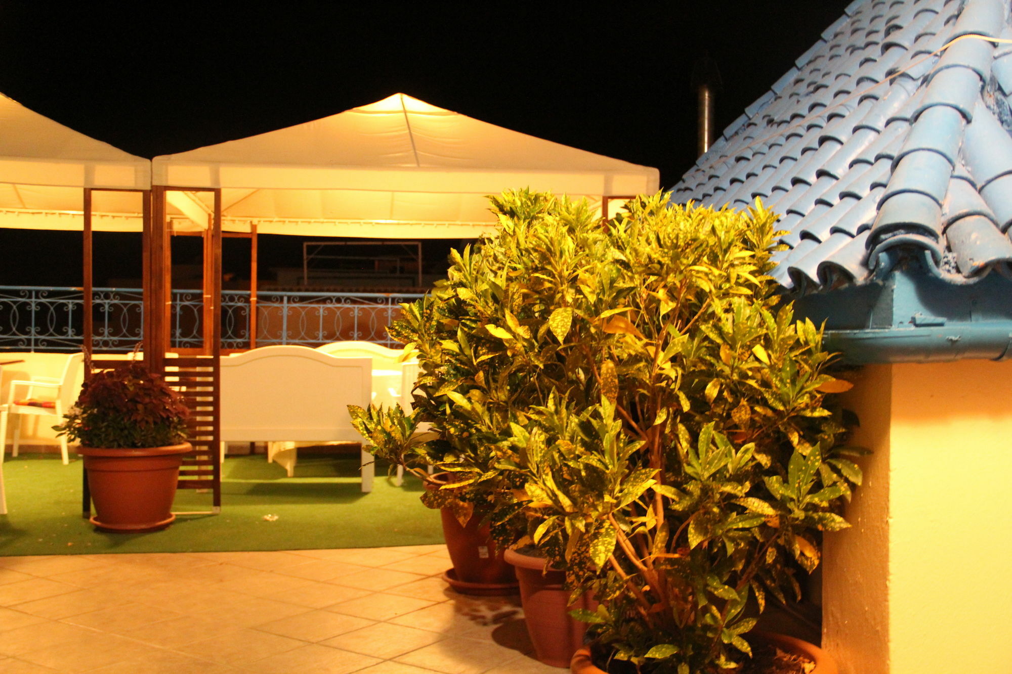 Hotel Tarek Chefchaouen Bagian luar foto